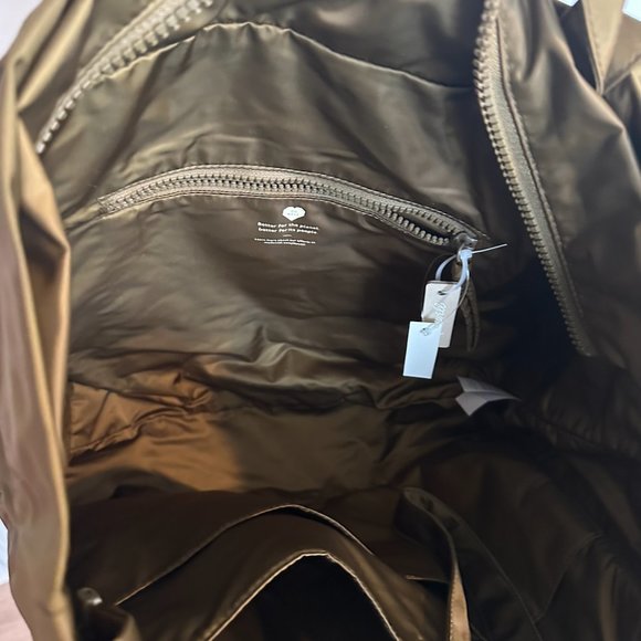 NWT Madewell (Re)sourced Weekend Bag - green / spinach - Picture 4 of 4